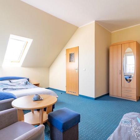 Pod Platanem Hotel Rowy  Bagian luar foto