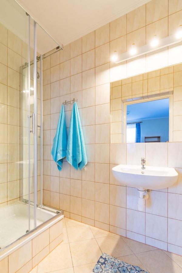 Pod Platanem Hotel Rowy  Bagian luar foto