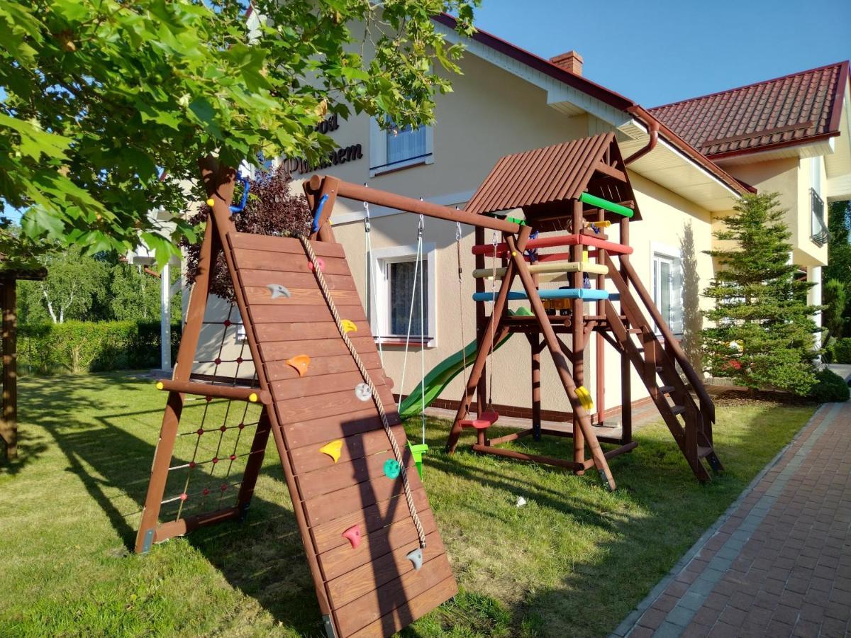 Pod Platanem Hotel Rowy  Bagian luar foto